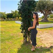 Responsable, paciente y con energía para enseñar a los niños.